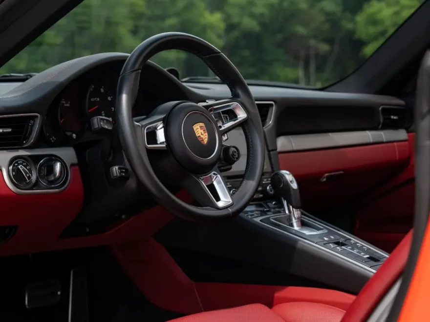 Porsche 911
