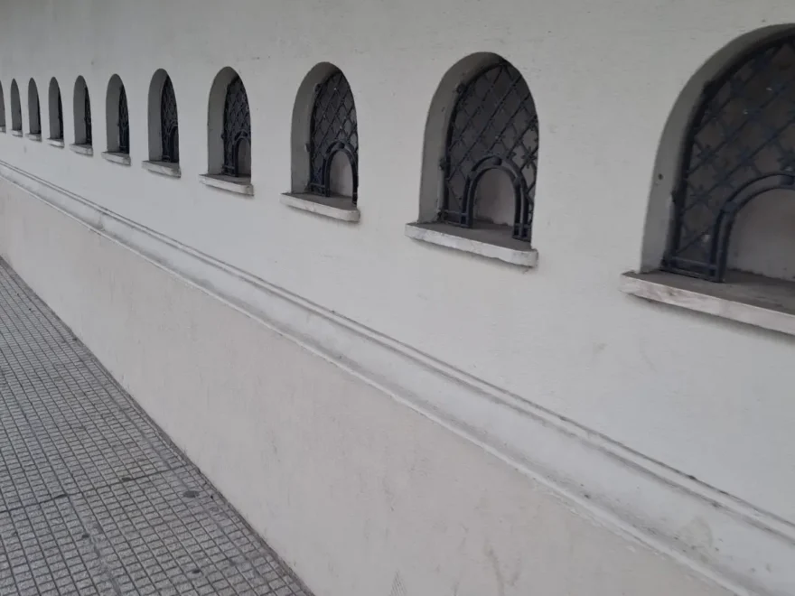 Las ventanillas del tiempo la historia de las antiguas boleterias donde latia el corazon del juego en el Hipodromo de Palermo